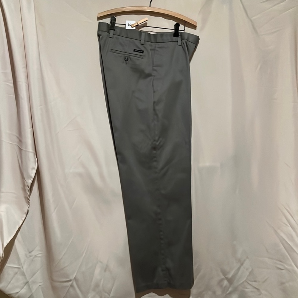 Men’s dress slacks
